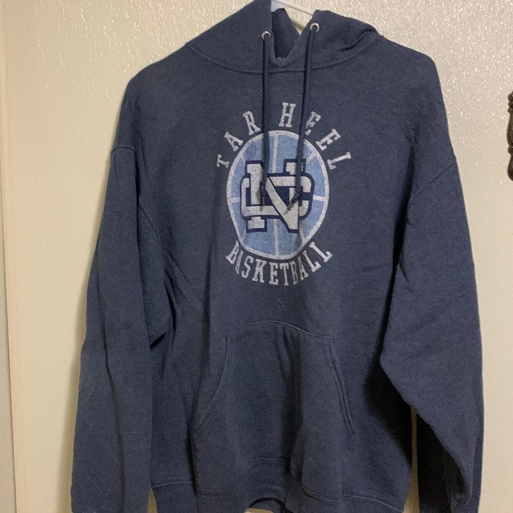 North Carolina - Tarheel Basketball Hoodie